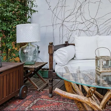With Garden And Deck Appartement *